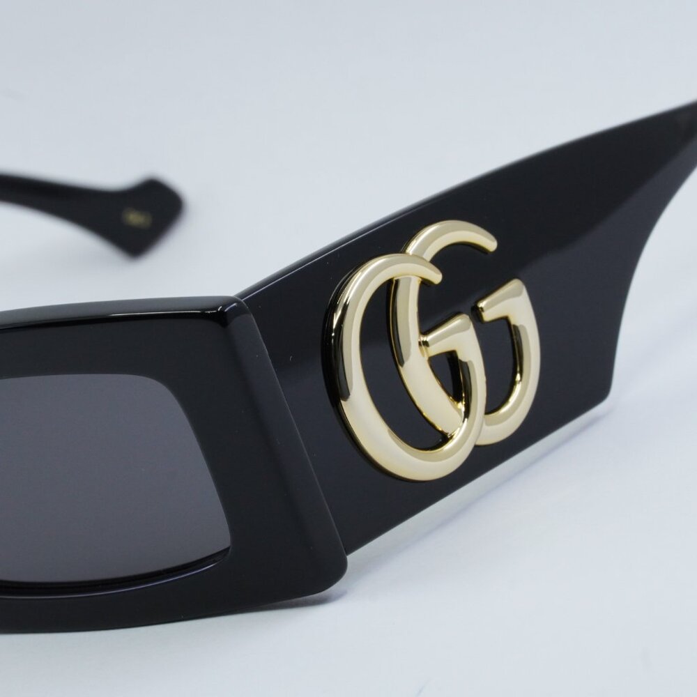 Gucci GG1425S 001 Sunglasses Black Rectangle Frame, Grey Lenses - Picture 4 of 12